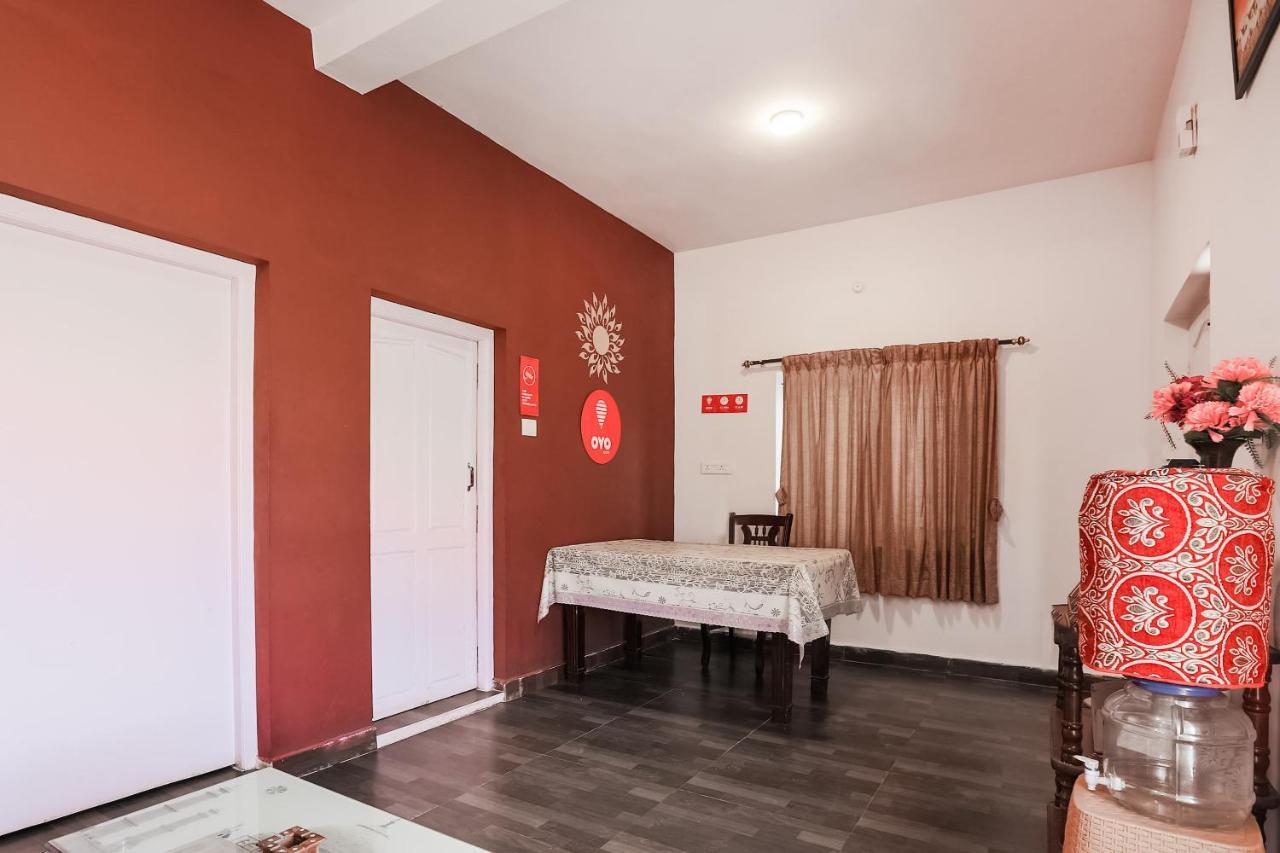 אוטי Oyo 27895 Memo Rooms מראה חיצוני תמונה